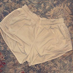 Lulu Lemon Hotty Hot Shorts with Ruffles-Vintage